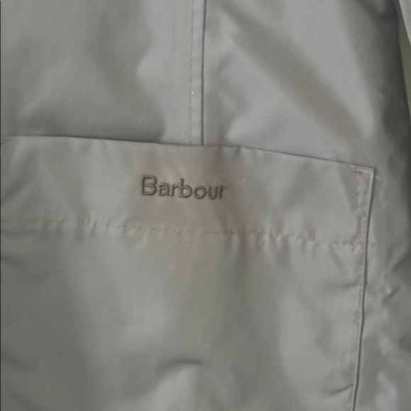 Barbour Size US 8 Reversible Derby Mac Water Wind Resistant Jacket in Navy/Plaid - Picture 12 of 17
